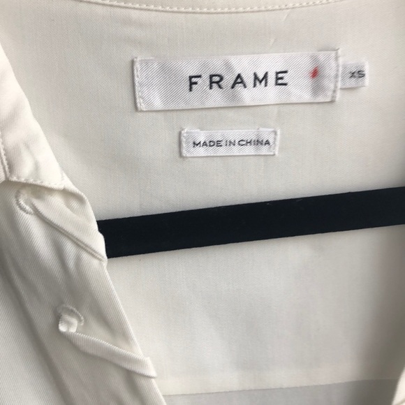 FRAME Whipstitch V-Neck Blouse Top, Off White - Picture 5 of 8